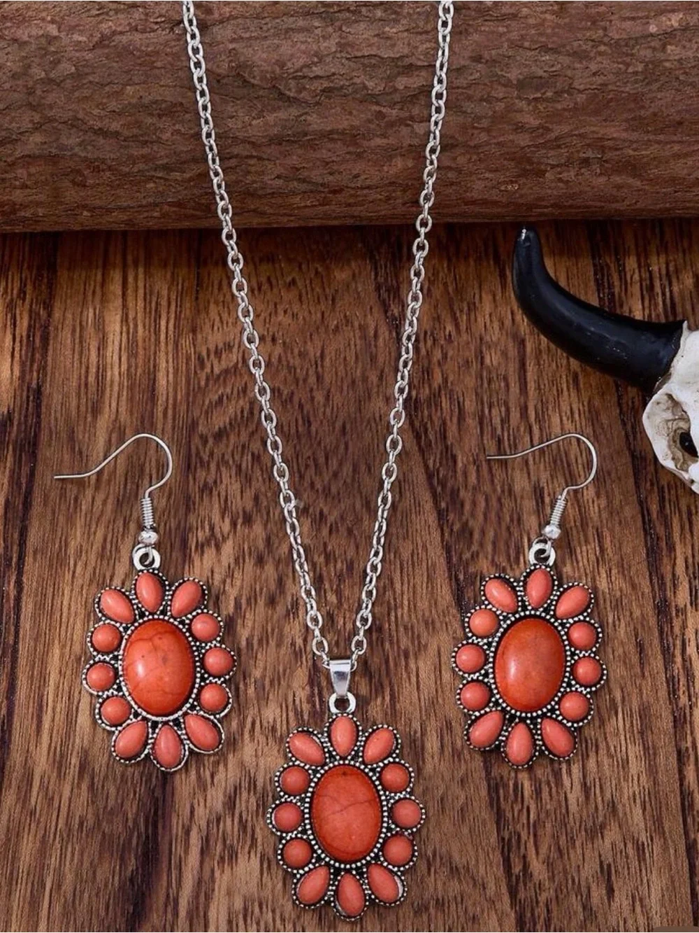 Western Coral Oval Flower Pendant Necklace and Earrings Set